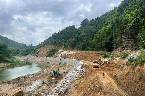 QL3 qua Thái Nguyên sạt lở sau mưa bão 2025: Bổ sung nguồn đá, hoàn thành trong tháng 6