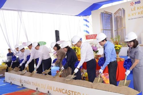 Dự án từng nằm im nhiều năm ở TP.HCM tái xuất với giá bán khiến nhiều người choáng