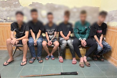 Liên tiếp phát hiện thanh thiếu niên tàng trữ hung khí nguy hiểm