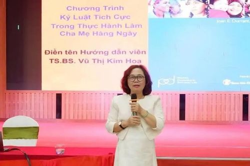 Sau các vụ bạo hành trẻ em: Cần hỗ trợ nhiều hơn cho cha mẹ trẻ