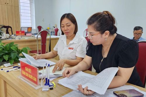 Phường Nùng Trí Cao giải quyết hồ sơ thủ tục hành chính đúng hạn đạt 99,63%