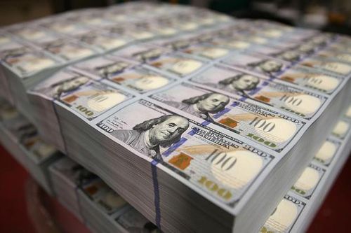 Tỷ giá ngoại tệ ngày 19/5: Bảng Anh vượt 35.600 đồng, USD duy trì đà cao