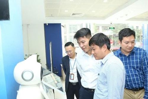 Hà Nội: Hỗ trợ 5-10 triệu đồng/tháng cho cán bộ lĩnh vực khoa học công nghệ, chuyển đổi số