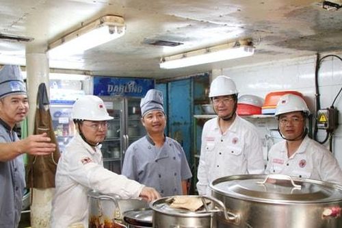 Chăm lo toàn diện để người lao động dầu khí yên tâm cống hiến