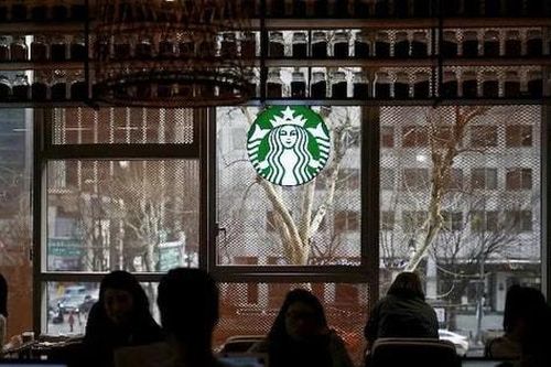 Starbucks Hàn Quốc sa thải lãnh đạo vì chiến dịch quảng cáo gây phẫn nộ