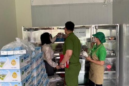 Chủ động từ cơ sở, xã Vĩnh Thanh giữ vững 'trận địa' an toàn thực phẩm