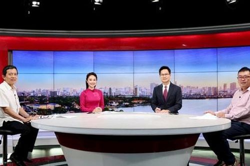 Ánh sáng Hồ Chí Minh - Đối thoại với lịch sử