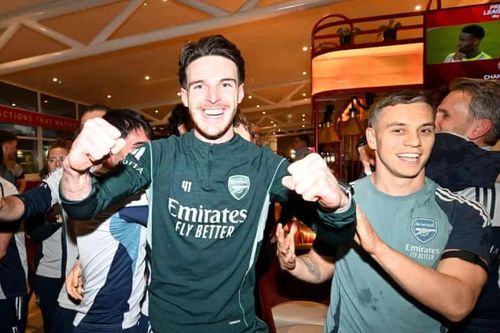 Arsenal chính thức vô địch Ngoại hạng Anh sau 22 năm