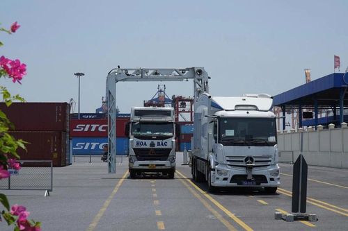 Nhập khẩu hóa chất phải khai báo 100% thành phần: Cục Hải quan nói gì?