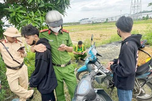 Hai thanh thiếu niên Hà Nội vượt hàng trăm km để... trộm cắp xe máy