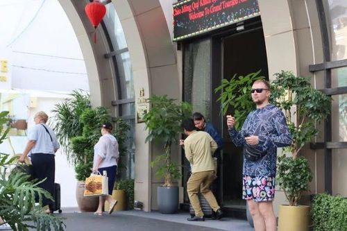 Khánh Hòa triển khai phần mềm khai báo tạm trú cho người nước ngoài