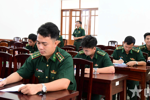 Hải đoàn Biên phòng 18 kiểm tra kỹ năng nghề nhân viên kỹ thuật