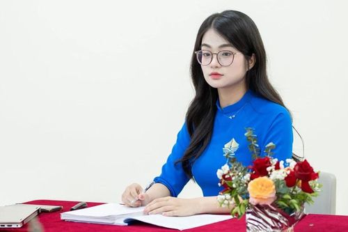 Nữ sinh xuất sắc giành học bổng toàn phần Chính phủ Trung Quốc: 'Danh tiếng trường không phải là tất cả