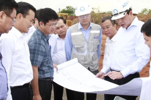 Khảo sát, tìm phương án đầu tư hạ tầng đường sắt kết nối sân bay Long Thành
