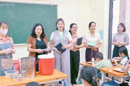Giữ an toàn cho từng bữa ăn học đường