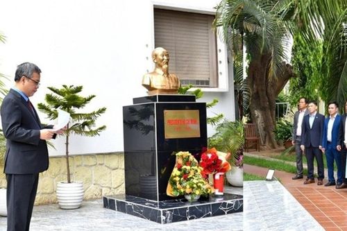 Kỷ niệm lần thứ 136 Ngày sinh Chủ tịch Hồ Chí Minh tại Angola
