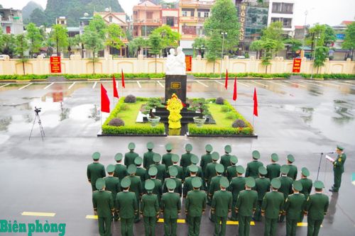 Nhiều hoạt động ý nghĩa kỷ niệm 136 năm Ngày sinh Chủ tịch Hồ Chí Minh