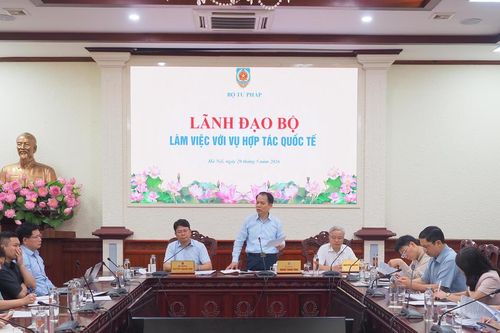 Nâng cao hợp tác quốc tế về pháp luật, tư pháp trong giai đoạn mới