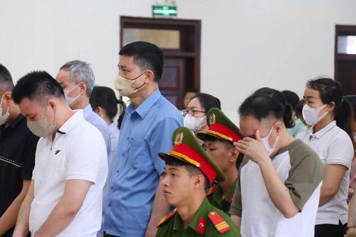 Hai cựu Cục trưởng cùng nhóm thuộc cấp hầu tòa phúc thẩm vụ 'vòi' hối lộ 107 tỷ đồng