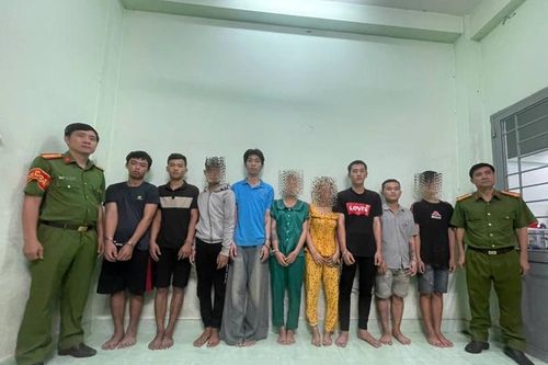 Truy xét, bắt nhóm đối tượng gây ra nhiều vụ cướp điện thoại vào ban đêm