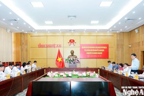 Đoàn khảo sát của Ủy ban Văn hóa và Xã hội của Quốc hội làm việc với UBND tỉnh Nghệ An