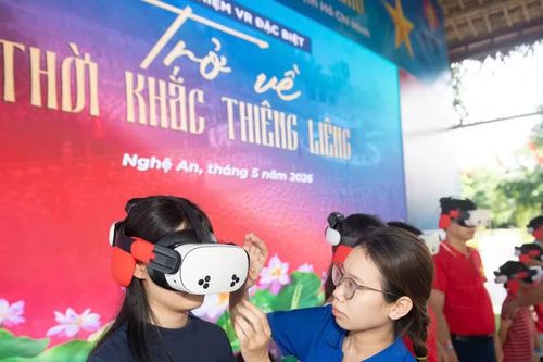 Trở về thời khắc Bác Hồ đọc Tuyên ngôn Độc lập bằng công nghệ thực tế ảo