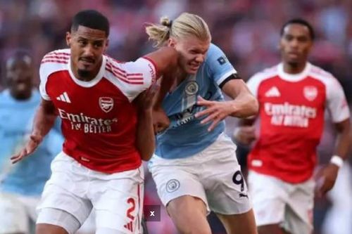 Arsenal vô địch Ngoại hạng Anh sau hơn 20 năm chờ đợi