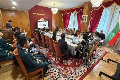 Tuổi trẻ Việt Nam tại Bulgaria gìn giữ bản sắc dân tộc, hướng tới tương lai