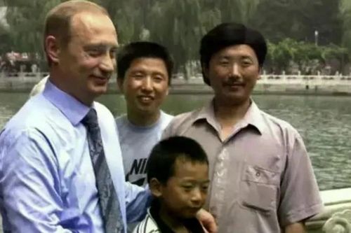 Cuộc hội ngộ khó tin sau 25 năm giữa ông Putin và cậu bé ở công viên Bắc Hải