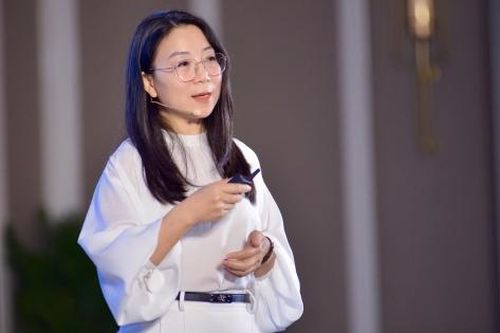 Ứng dụng AI vào trải nghiệm khách hàng 'gặp khó'