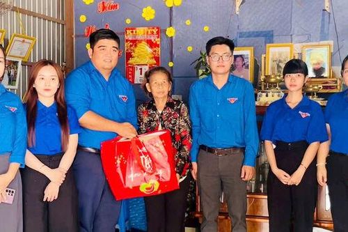 Sức trẻ ở Hòa Lạc