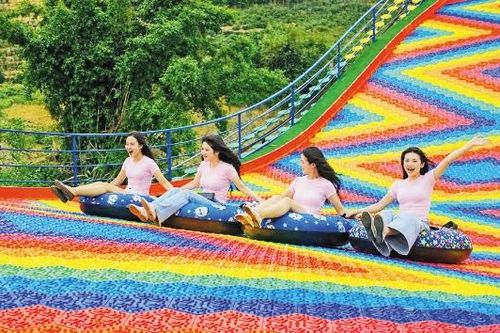 Bắc Ninh: Nhiều điểm đến thu hút khách dịp hè