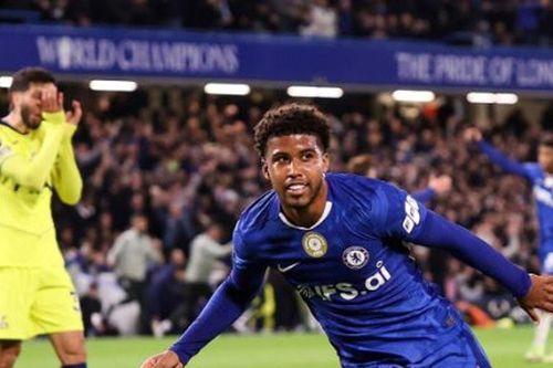 Chelsea hạ gục Tottenham 2-1: Hiệu quả định đoạt trận derby London kịch tính