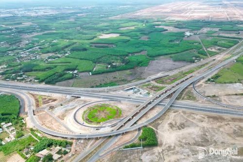Phát huy động lực đầu mối giao thông chiến lược khu vực phía Nam