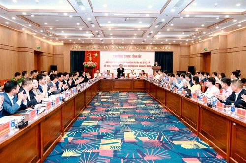 Khu vực Sa Pa phải trở thành điểm đến du lịch nghỉ dưỡng cao cấp, trải nghiệm thiên nhiên và văn hóa mang tầm quốc tế