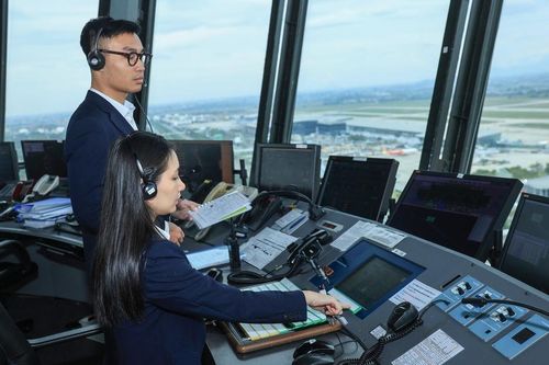 Đề xuất bổ sung quy định quản lý rủi ro mệt mỏi với kiểm soát viên không lưu