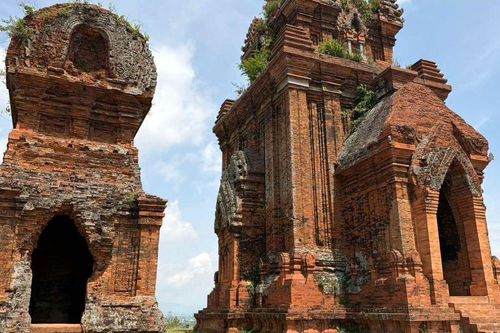 Gia Lai: Tháp Bánh Ít – Dấu ấn Champa cổ kính giữa miền Trung nắng gió