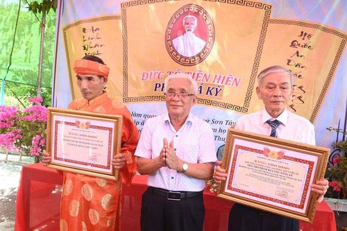 Quảng Ngãi: Giỗ Đức thánh Tổ 436 năm tộc họ Phạm Bá - một nét đẹp văn hóa lưu truyền đáng quý