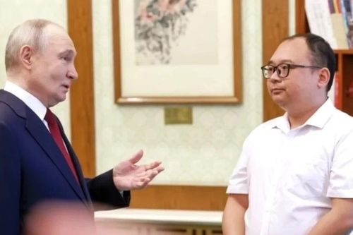 Tổng thống Putin tiếp đón vị khách đặc biệt ở Trung Quốc
