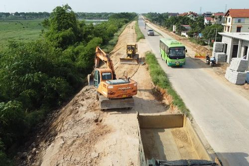 Xã Thiên Lộc cải tạo mở rộng tuyến đê Tả Hồng