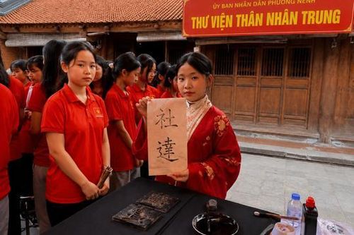 Lan tỏa giá trị tôn sư trọng đạo từ Di sản khoa bảng