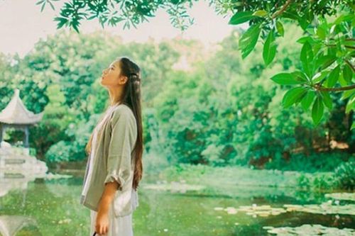 3 kiểu phụ nữ càng im lặng càng hấp dẫn đàn ông