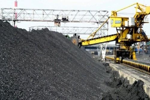 Nhập khẩu than, dầu cọ từ Indonesia đối diện thách thức mới