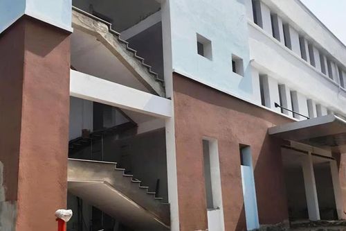 Dự án y tế miền núi chậm tiến độ
