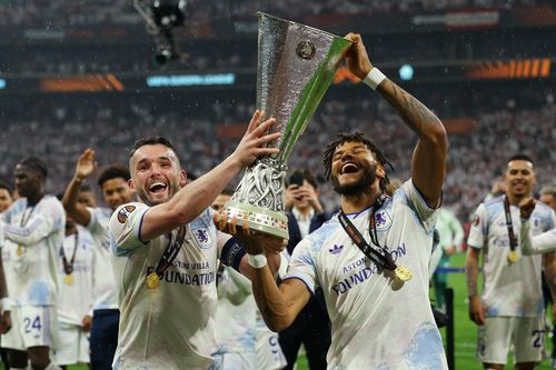 Aston Villa giành chức vô địch Europa League lịch sử
