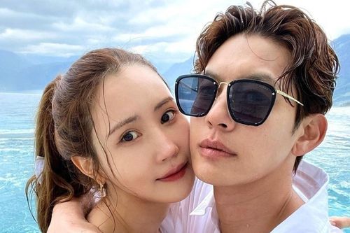 Lee Da Hae mang thai