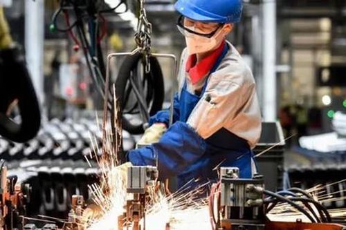 KHƠI THÔNG NGUỒN LỰC, NÂNG CAO NĂNG LỰC NỘI SINH CHO KINH TẾ TƯ NHÂN