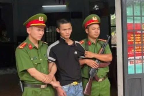 Khởi tố đối tượng côn đồ