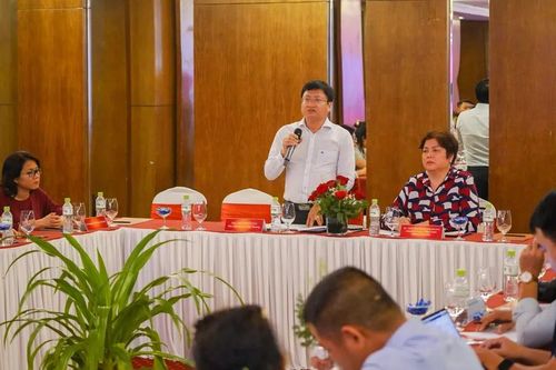 Hơn 350 thương hiệu nổi tiếng 'đổ bộ' Nha Trang