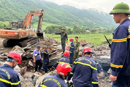 Tìm thấy 2 nạn nhân bị vùi lấp trong vụ sạt lở mỏ đá ở Thanh Hóa